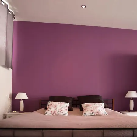 Appartement L'obrador 25 M2 - Cuisine & Terrasse - Acces Piscine